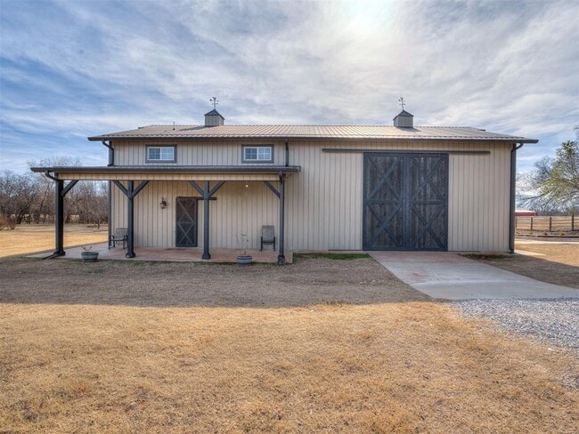 Photo - 18186 State Hwy 74B