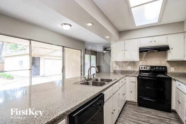 Photo - 7206 Foxmar Ln