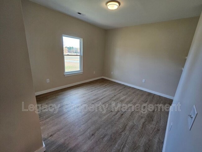 Photo - 1820 Johnson Rd