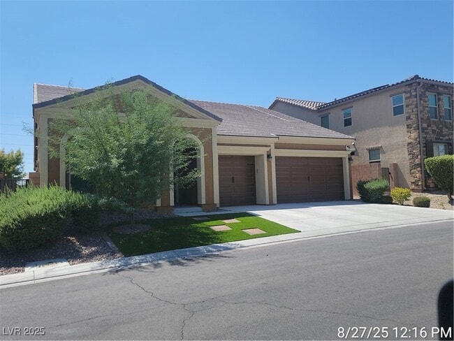 Photo - 905 Claystone Ridge Ave Casa