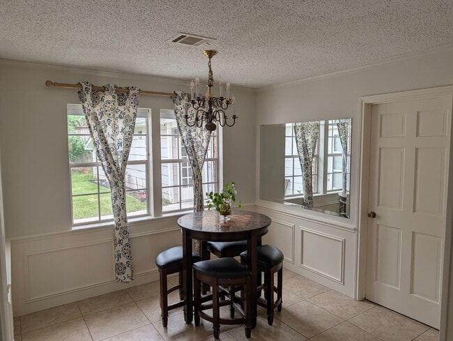 Photo - 11807 Highgrove Dr