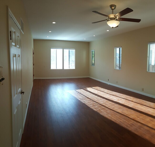 420 N Spaulding Ave Unit 1