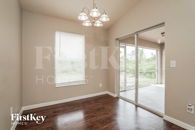 Photo - 3208 9th St W