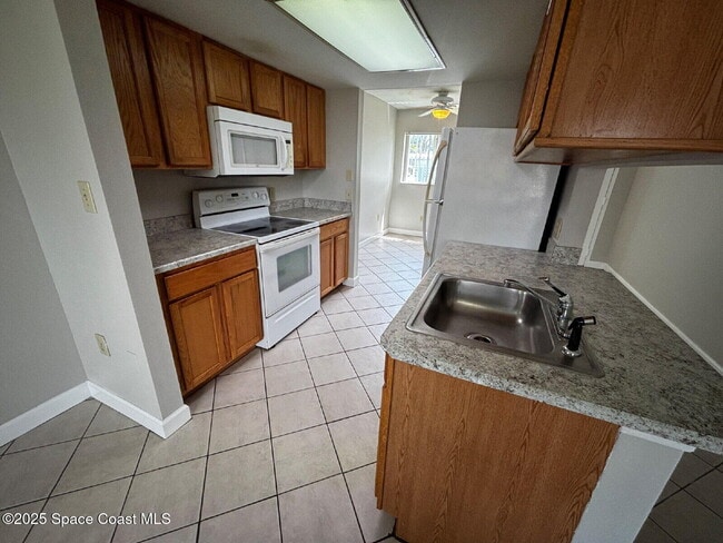 Photo - 120 Beach Park Ln Unit V27