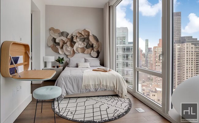 Photo - East 44th Street Unidad 22C