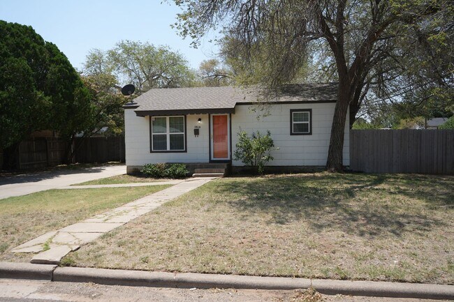 2819 38th - 2819 38th Apartment Unit 2819 38th