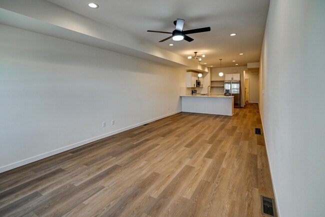 Photo - 4873 Lacy Rd