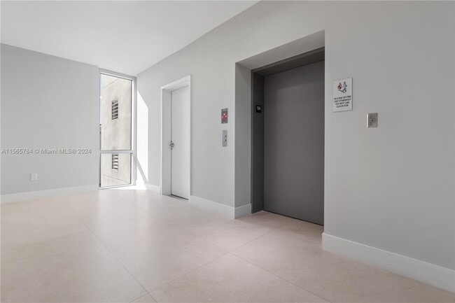 Photo - 16385 Biscayne Blvd Unit 1921
