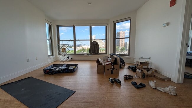 Photo - Luxury 2-bed/2bath near BU
