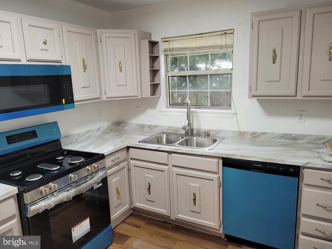 Photo - 13571 Princedale Dr