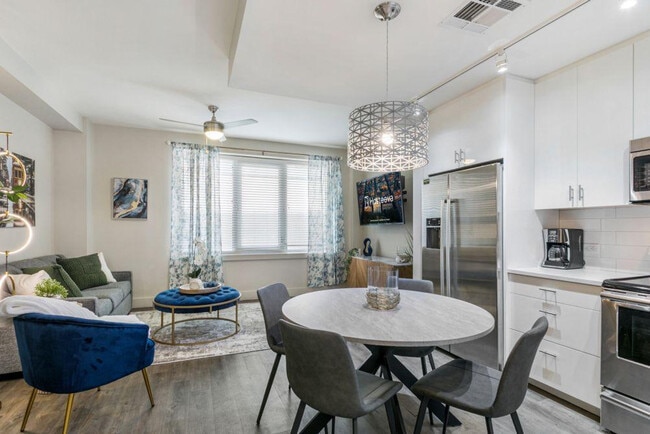 Building Photo - 144 Elk Pl Unit ID1267672P Rental