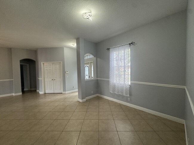 Photo - 997 SW Hamberland Ave