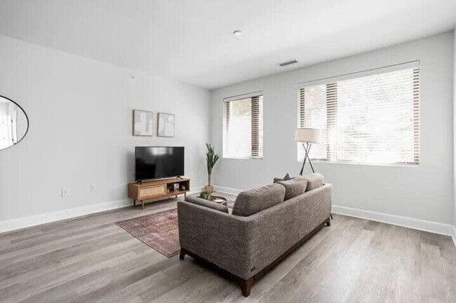 Photo - 5858 N College Ave Unidad ID1376597P