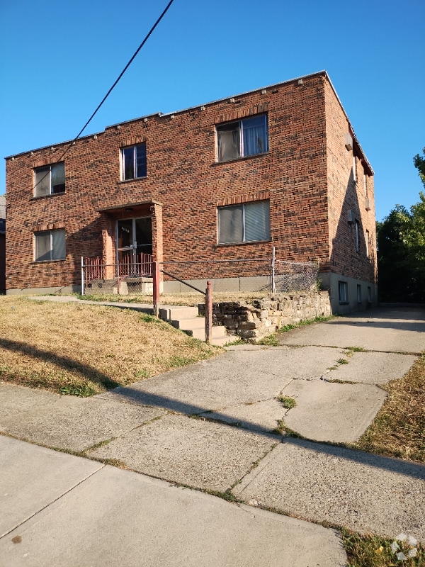 Building Photo - 1920 Dallas Ave Rental