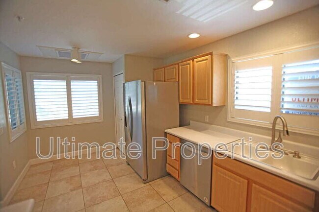 Photo - 15225 N 100th St