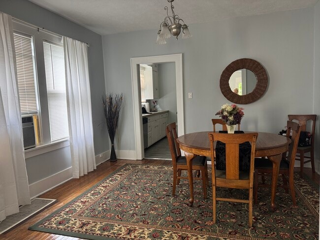 Photo - 729 W Vine St