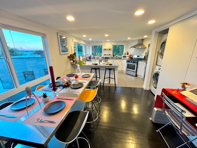 Photo - 110 Erie Ave Unidad A