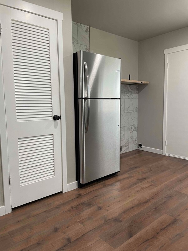 Photo - 3500 W 4th St