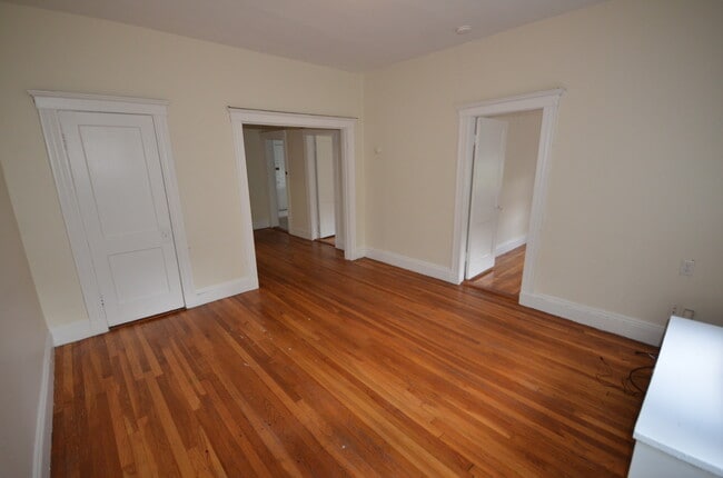 Photo - 9A Egremont Rd Condo Unit 12