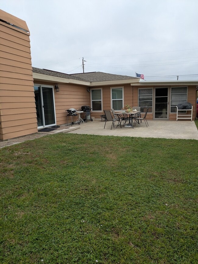 Backyard Patio - 6485 Malaluka Rd Unit 6485 Malaluka