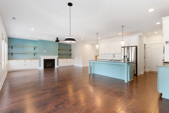 238 Mallard Landing Dr