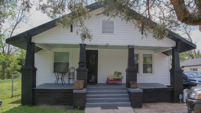 Photo - 1728 Telfair St Unit 1