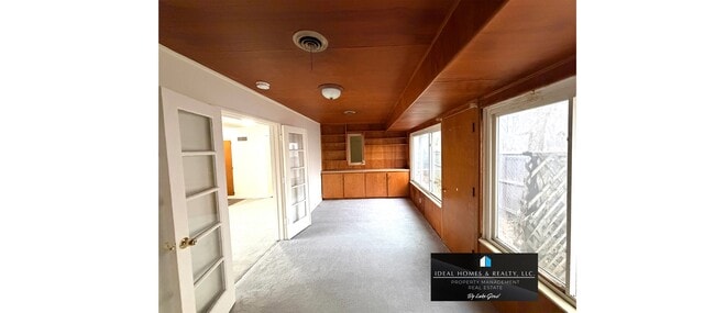 Photo - 2033 Glendale Ave