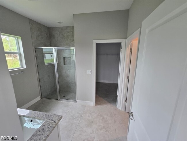 Photo - 1021 Alcalde St E