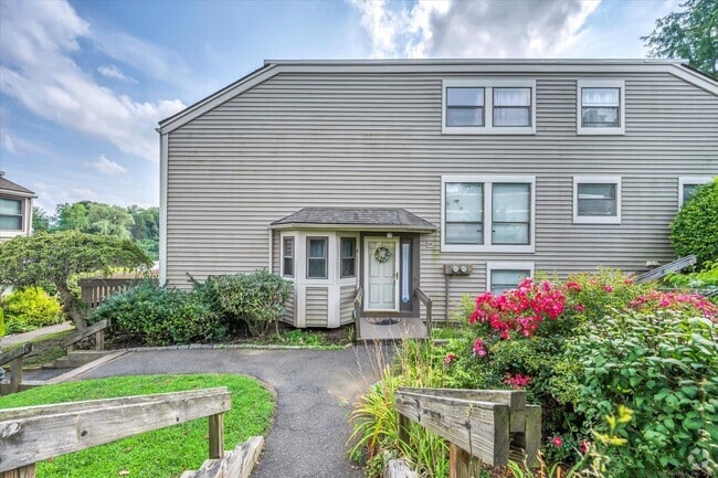 Building Photo - 14 Clemens Ct Unit 14 Rental