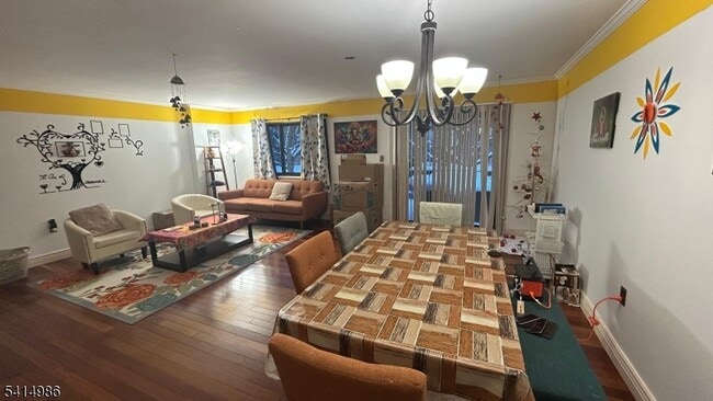 Photo - 606 Robin Rd