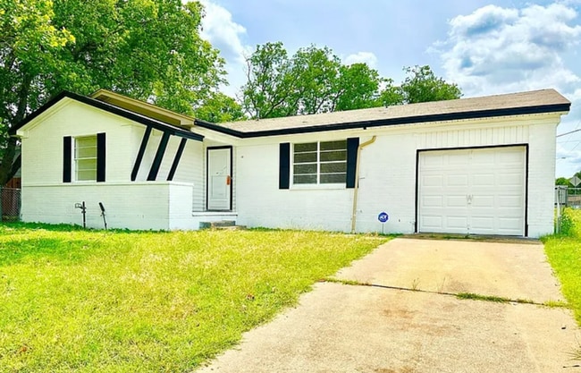 Photo - 502 S 13th St House