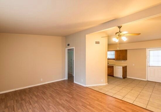 Photo - 7527 Dell Oak Dr