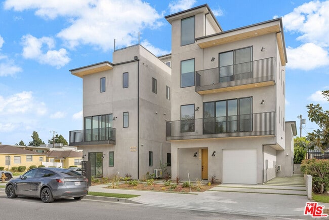 Photo - 12706 Pacific Ave