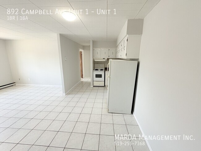 Photo - COZY 1 BED/1 BATH MAIN FLOOR -CLOSE TO U OF W + HYDRO! Unité 1