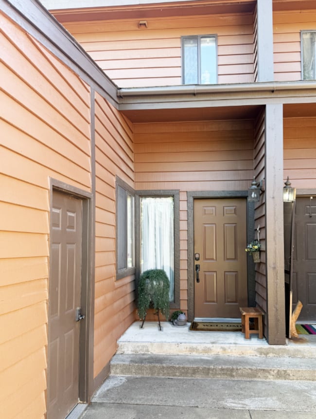 Photo - Hawthorne Home