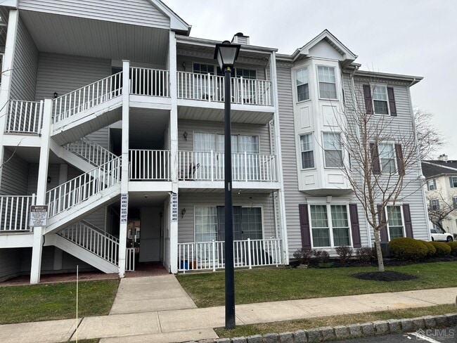 Photo - 498 Witney Ct
