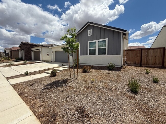 Photo - 3 bedroom, 2 bathroom home located in the vibrant community of Madera, CA