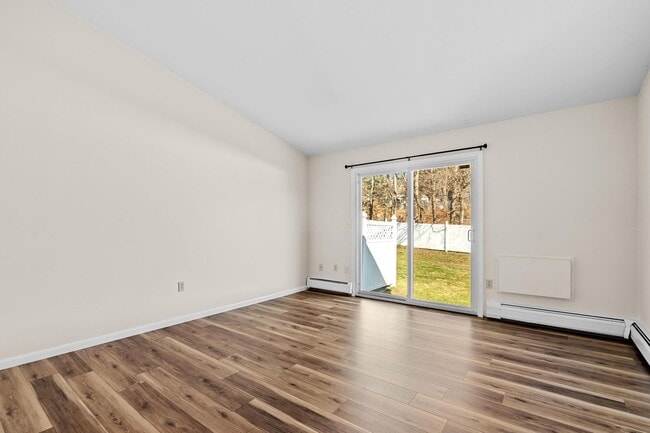 Photo - 50 E Hill Rd Unit 3L