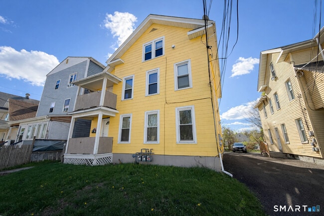 Photo - 96 Franklin St Unit 2nd Floor