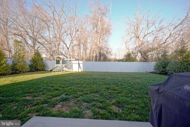 Photo - 65 Westmont Dr