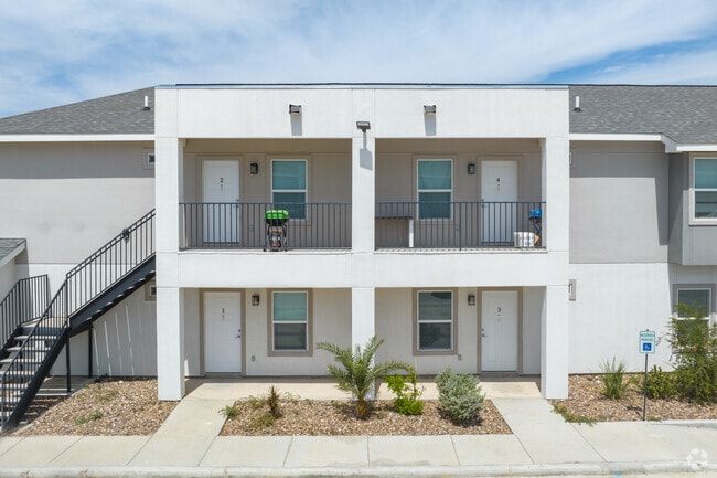 Primary Entrance - Emerald Valley Apartments