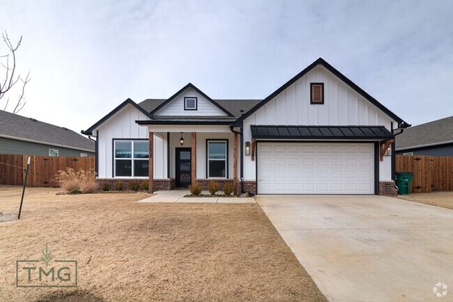 Building Photo - Owasso Dream Home! New Construction! Encla...