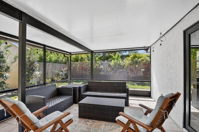 Photo - 1630 NW 22nd Ave