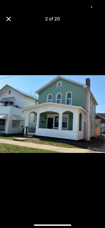 Photo - 822 9th St W