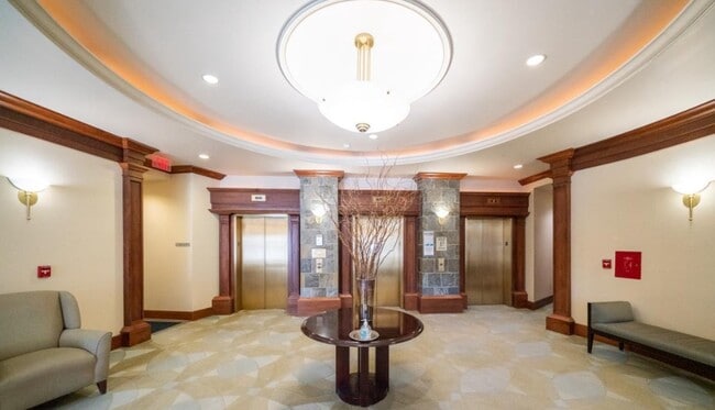 Photo - 360 W Washington Ave Unit 104