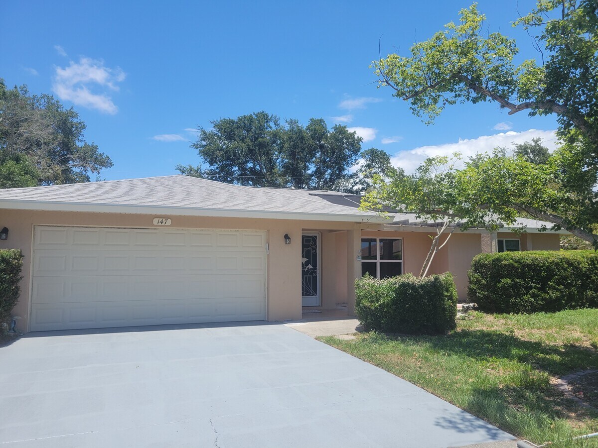 Photo - 147 Hourglass Dr