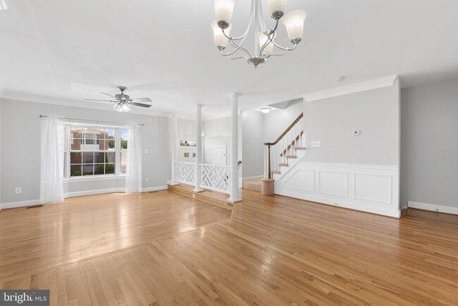 Photo - 46613 Silhouette Square