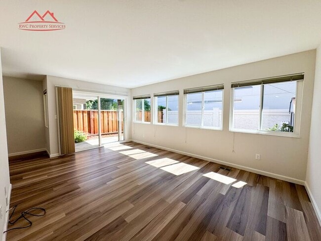 Photo - 411 College Ave Unit E