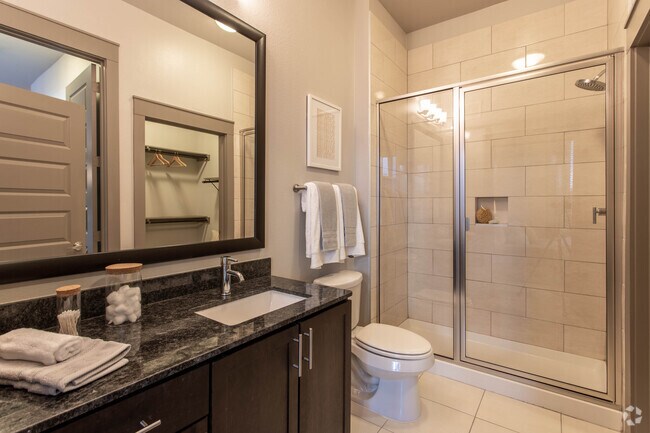 2 BR, 2 BA - 1222 SF