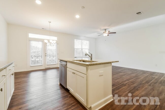 Photo - 2150 Rosemary Park Ln
